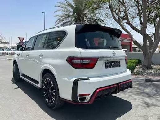 Nissan Patrol 2023 أبيض